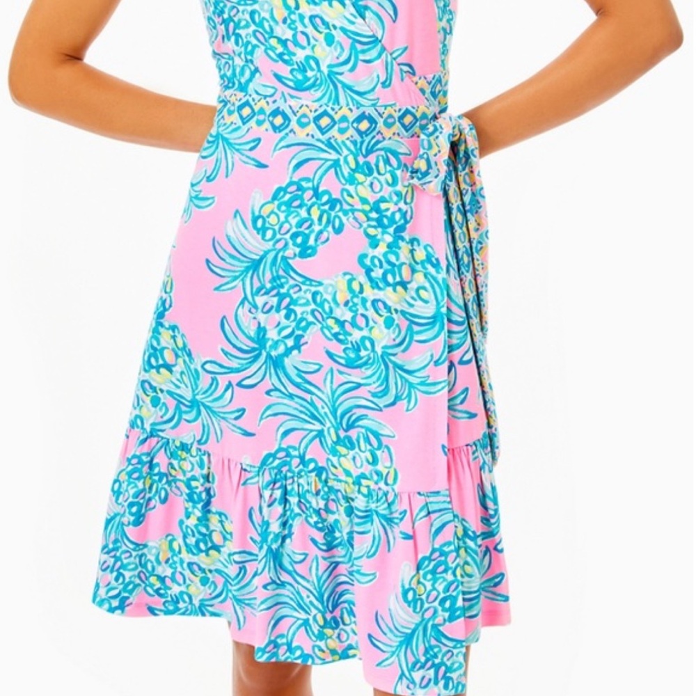 Lilly Pulitzer Misha Wrap Dress XS – Pink Tropical Print, Flowy & Vibrant - Picture 6 of 7
